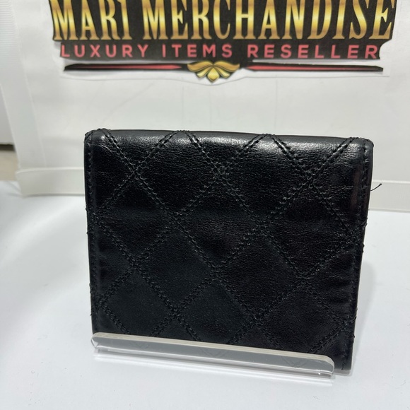 Chanel Quilted Flap Wallet in lambskin , preloved. - Picture 6 of 6